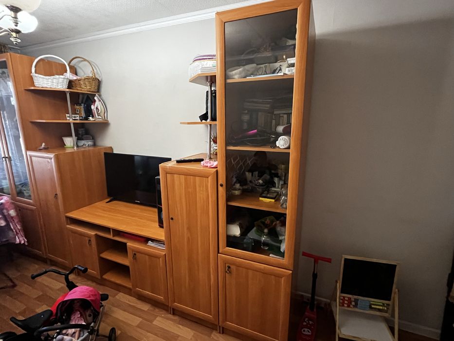 Продается стенка для зала