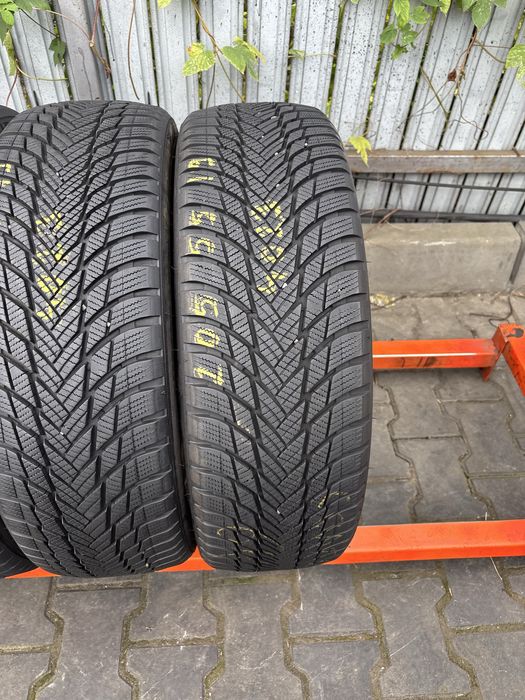 Anvelope Iarna 205/55/19 Bridgestone Blizzak LM001 205 55 19 R19