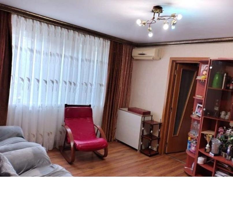 Apartament 2 camere, etaj 2, KM. 4-5 mobilat centrala gaze