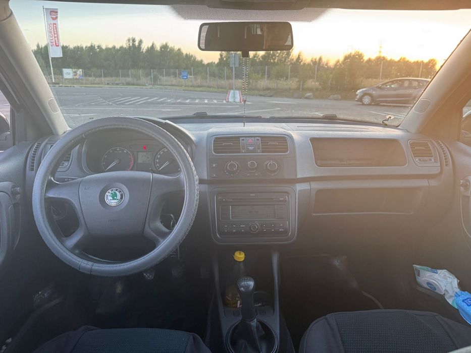 SKODA Fabia 2009 — imagine 4