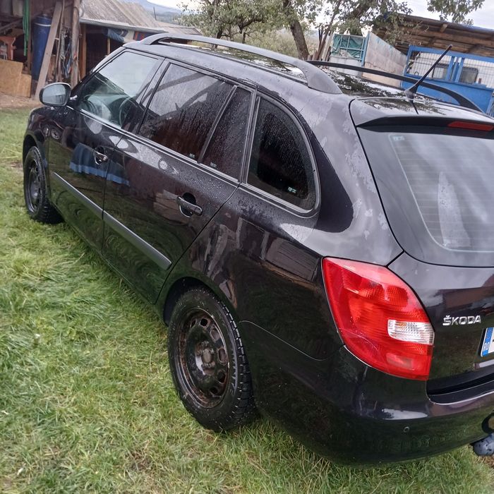 Vând sau închiriez Skoda Fabia 2014 1.2 tdi