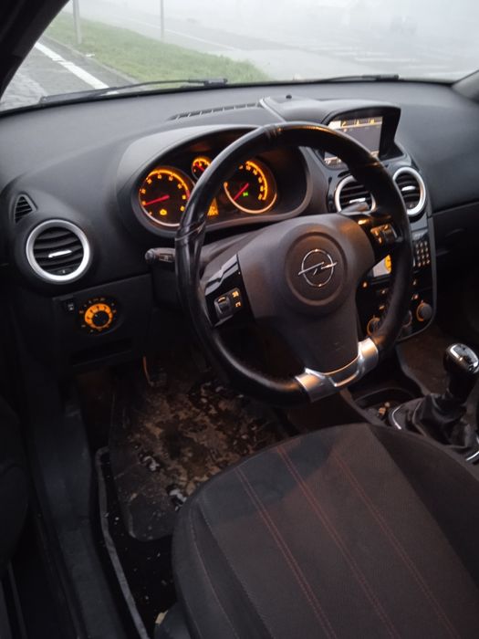 Vind Opel CORSA S-au schimb