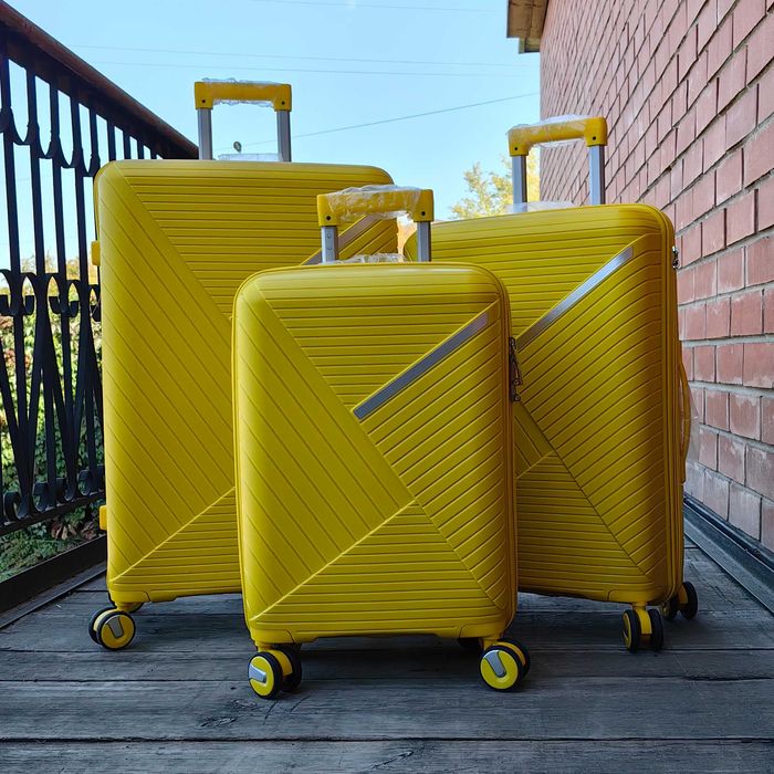 Чемоданы по низким ценам