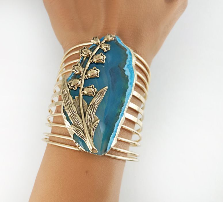 10 идеи за луксозни коледни подаръци с елегантни бижута за жени 2020