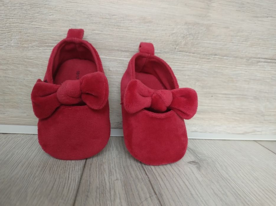 Бебешки балетки Reserved  16/17 номер
