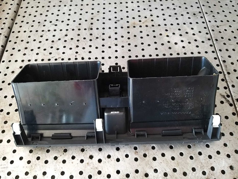 Grile ventilatie bord buton avarii suzuki swift 2008 7361062j00