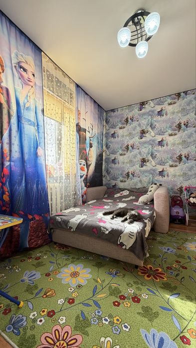 Продается 4-х комн.кв с пл 61 кв.м