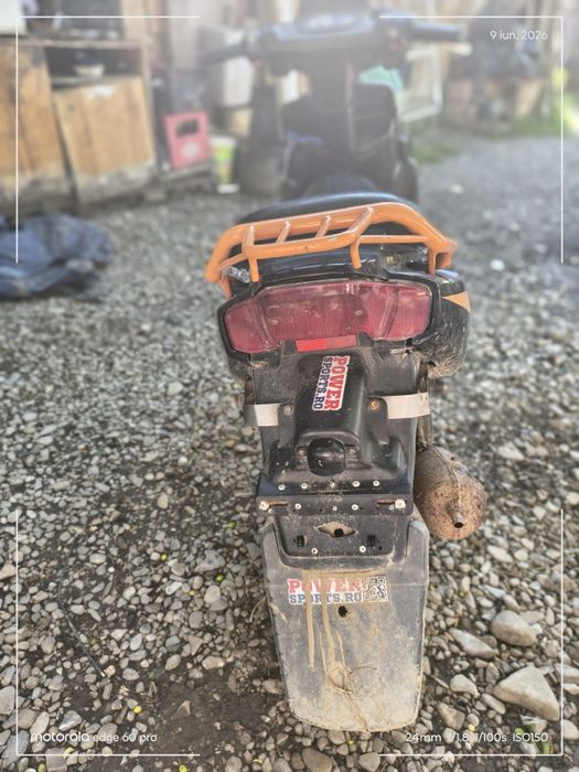 Vând scuter Yamaha 100