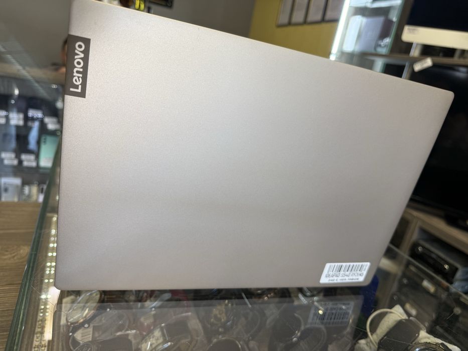 Лаптоп Lenovo IdeaPad S540 - 14API Ryzen 5