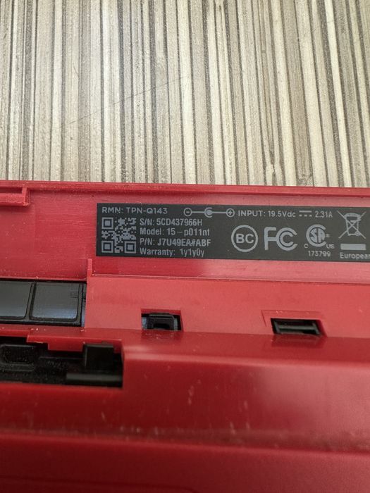 Laptop HP pavilion 15-p011nf beats editon defect