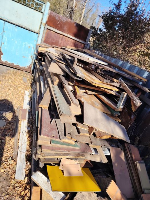 Дрова бесплатно Самовывоз