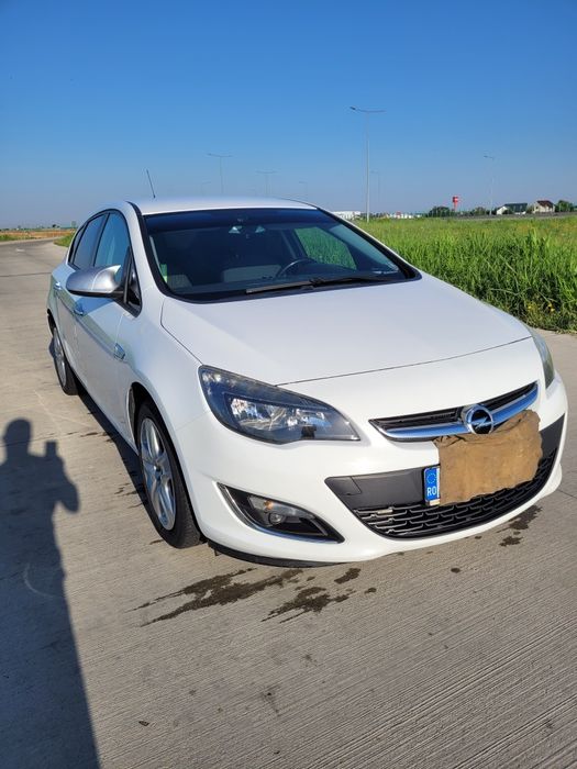 OPEL Astra 2013 — imagine 5