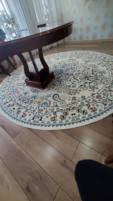 Ковер для столовой