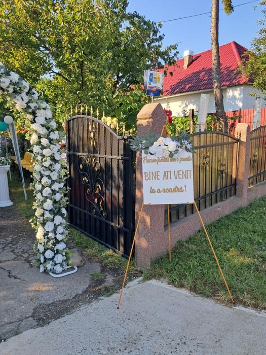 Vând aranjament botez/nunta