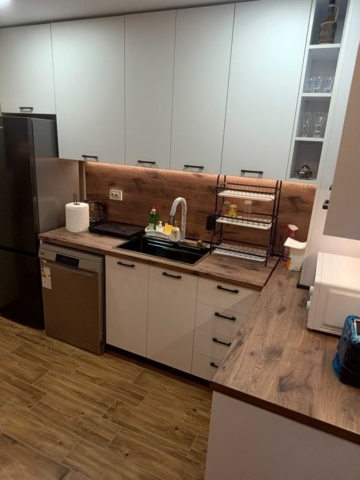 Дава се под наем Четиристаен апартамент в Търговище, Изток 1 - 90 кв.м за 348.84 € - Снимка #5