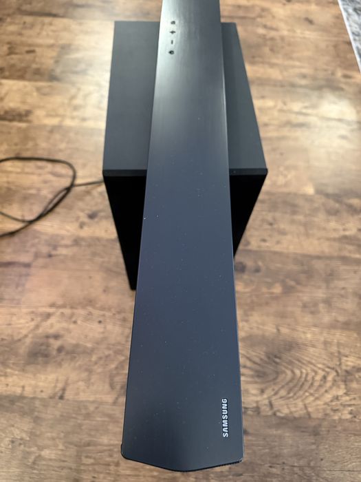 Саундбар Samsung HW B-550