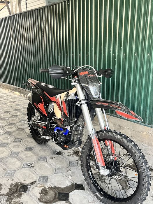 Мотоцикл эндуро kews k16