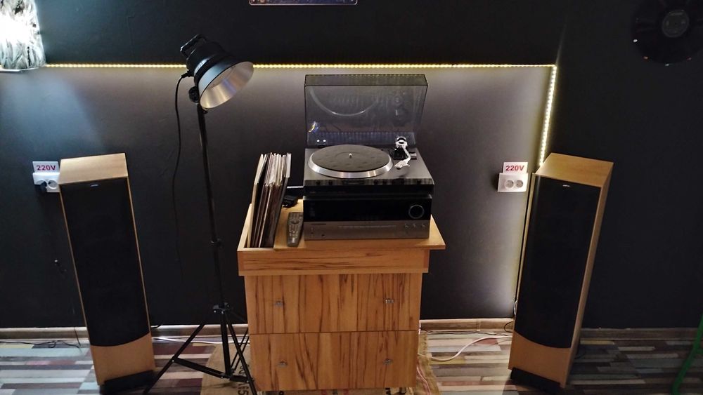 Se vinde concept de cafenea - Cafenea la cheie