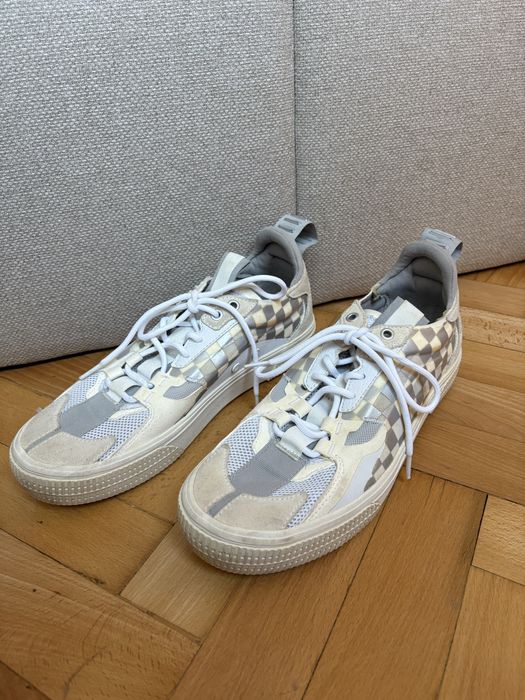 Обувки Dr. Martens, Nike Dunk, Nike AF1, Vans