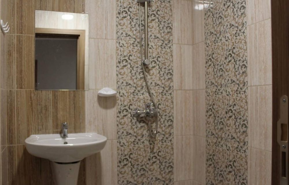 Дава се под наем Двустаен апартамент в Бургас, Меден рудник - зона В - 60 кв.м за 331.5 € - Снимка #6