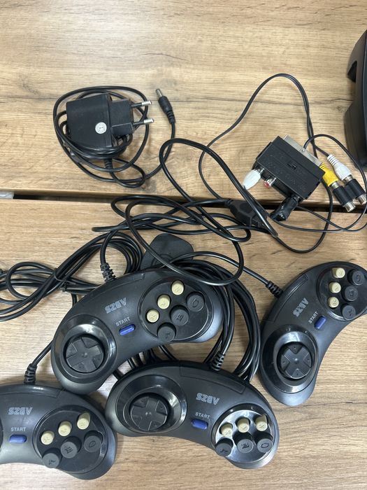 Игровая приставка sega