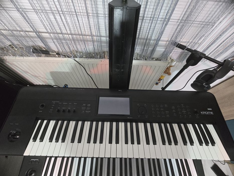 Korg krome като чисто нов
