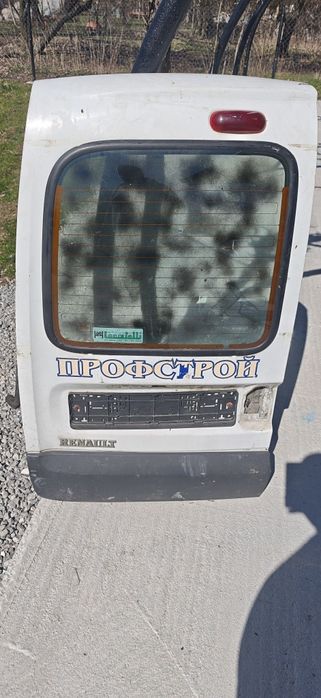 Задна врата за рено канго