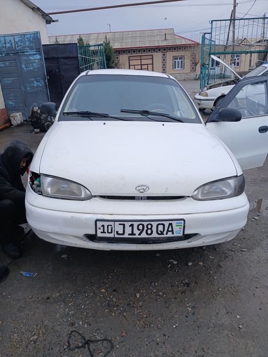 Hunday Moshina sotiladi hollati zur yuradi 4 bollon ynagi metan bor