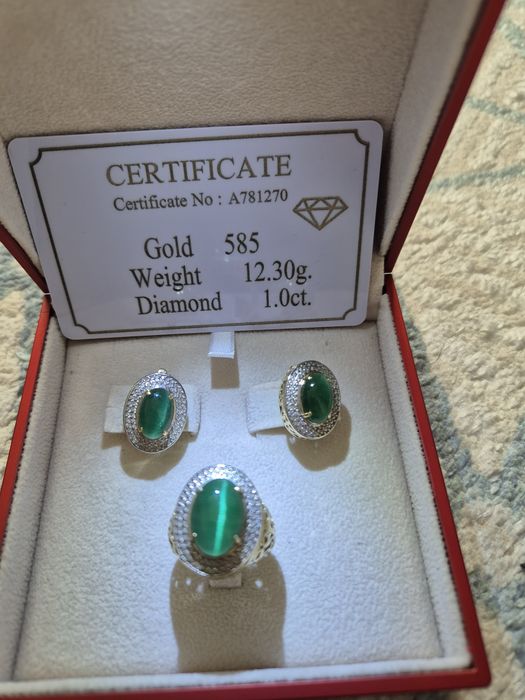 Продам бриллиантовый комплект