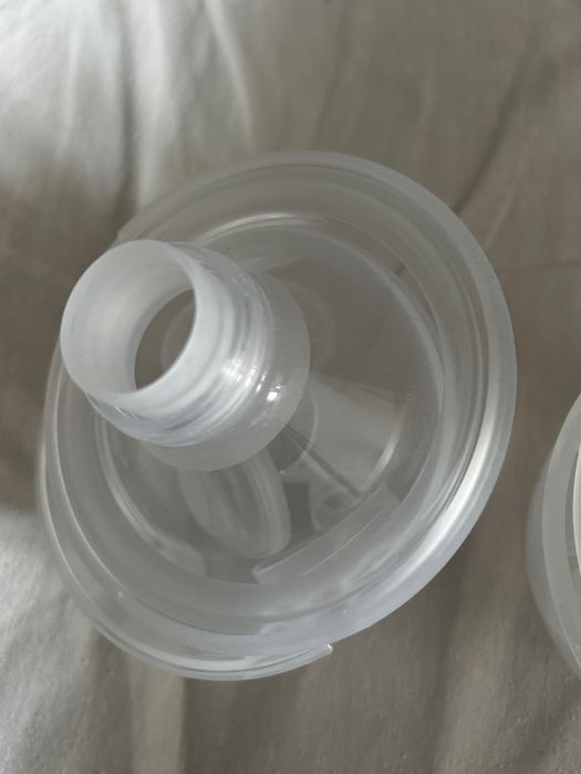 Momcozy електрическа помпа за гърди hands free