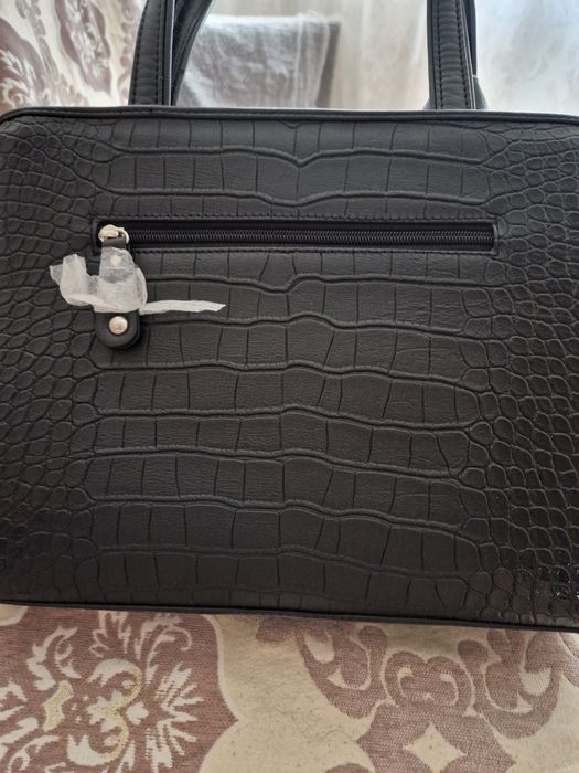 Продам сумку новую