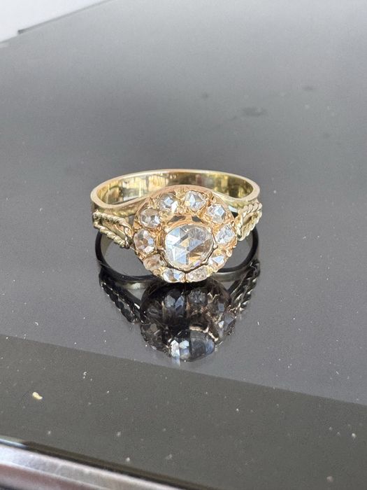 Inel din aur 14 k si diamante