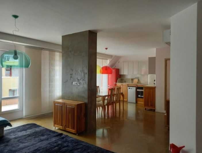 Дава се под наем Тристаен апартамент в София, Изток - 115 кв.м за 770 € - Снимка #1