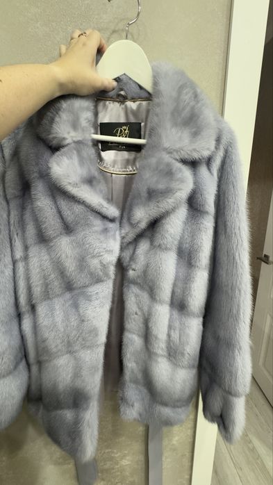 Продам норковую шубу