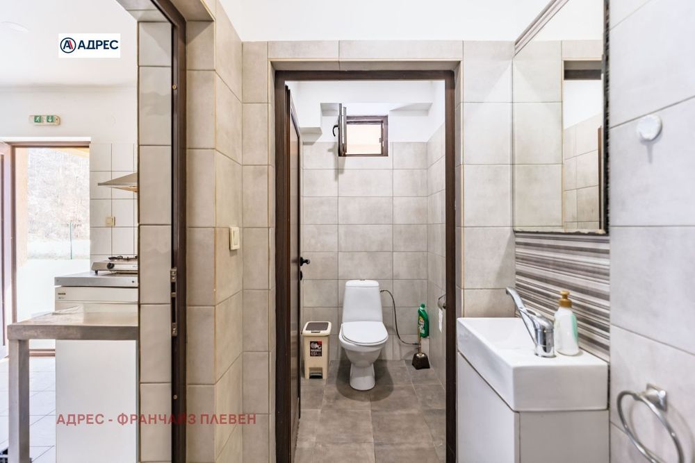 Продава се Къща в Троян - 496 кв.м за 442 €/кв.м - Снимка #7