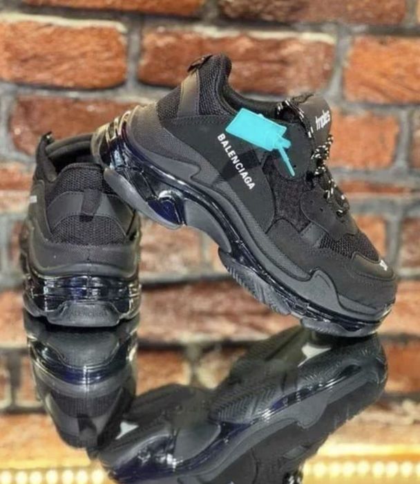 ULTIMELE PERECHI!! Adidasi / Sneakers Balenciaga Triple S Negru Marimi 36-44 Unisex