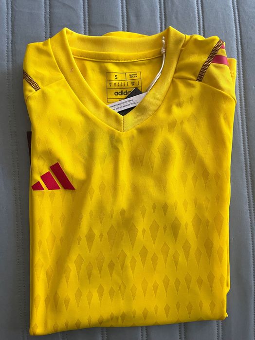 Adidas спортна тениска S