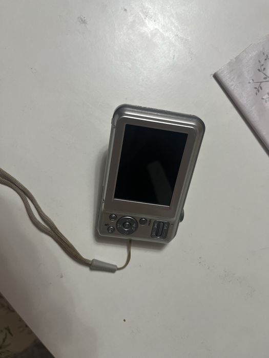 Продам камеру 2013года 20х зум