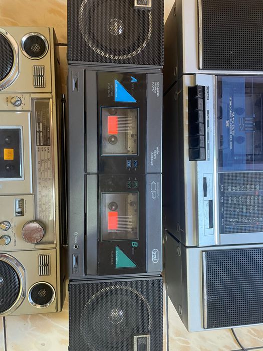 3 bucăți casetofon Sony Nippon Trevi