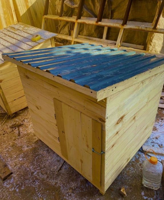 Будка для собак утепленый, домик для маленьких собак
наличии