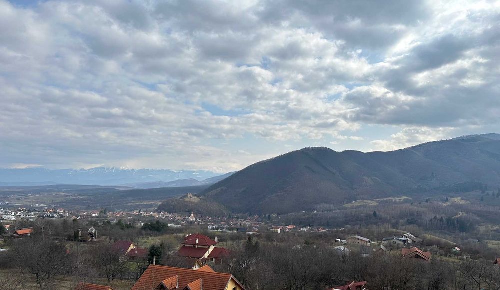 Vand teren intravilan 5.000 mp in Cisnadioara / jud. Sibiu
