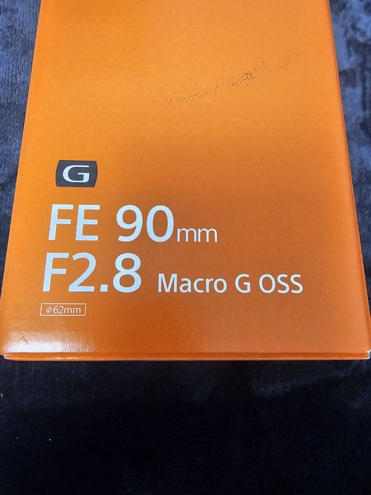Obiectiv  Sony FE 90mm F/2,8 Macro G Oss
