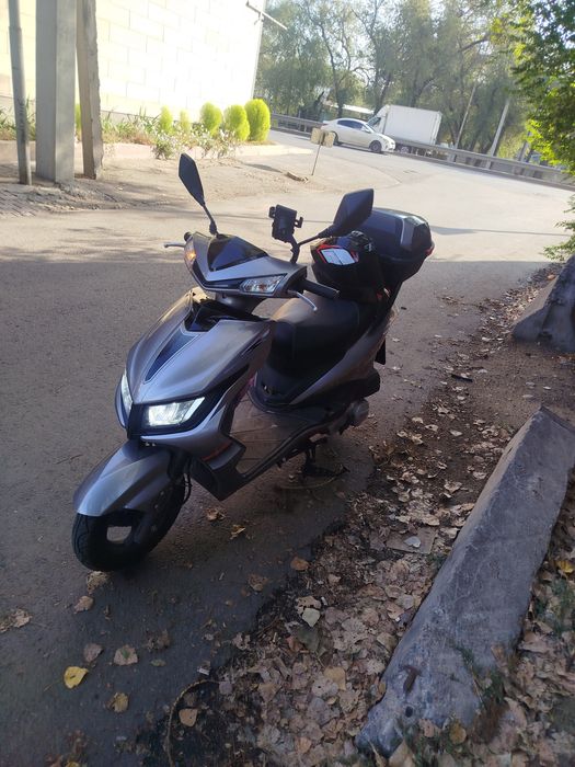 Мопед продам 2025