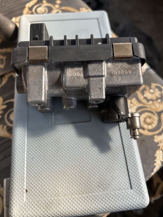 Actuator electronic turbina bmw e90