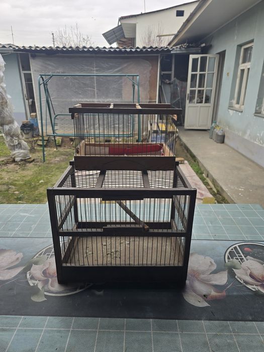 Клетка и переноска в отличном состоянии