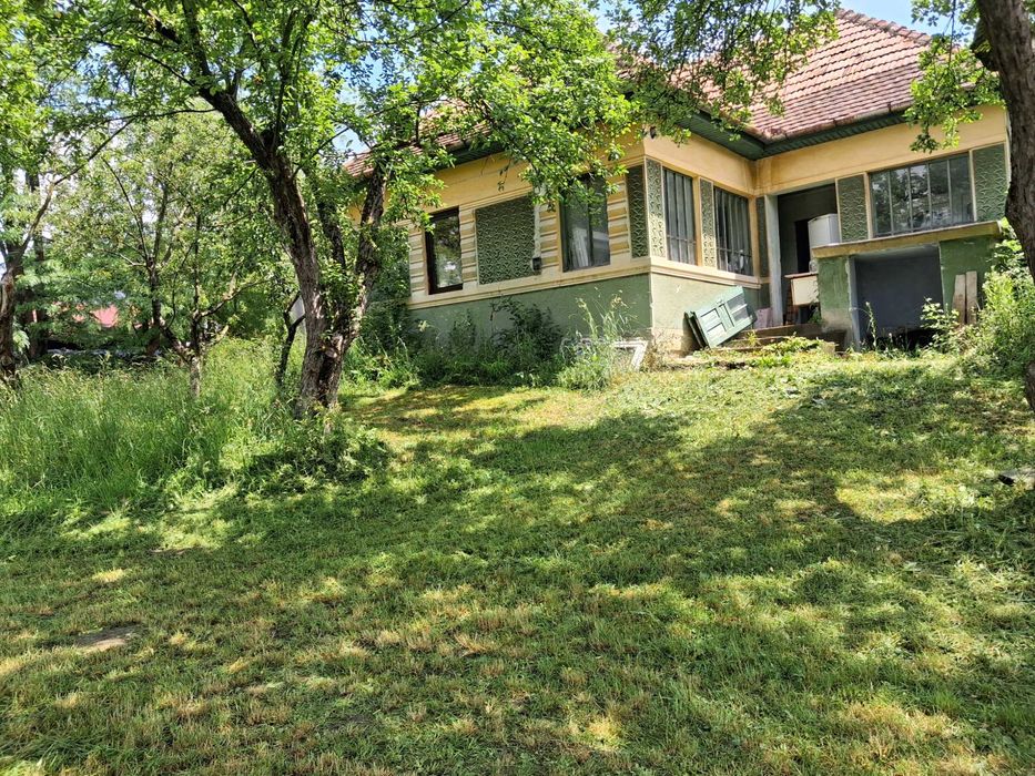 Casă la țară , curte/grădină 3450 m2
