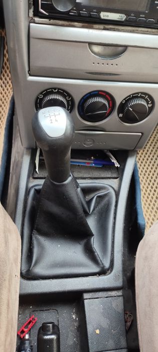 Продам срочно машину