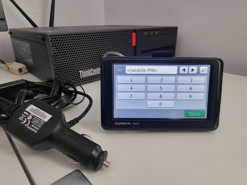 gps garmin cu parola