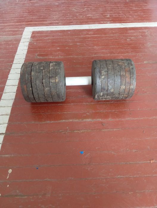 Arm wrestlingchilar uchun maxsus gantel