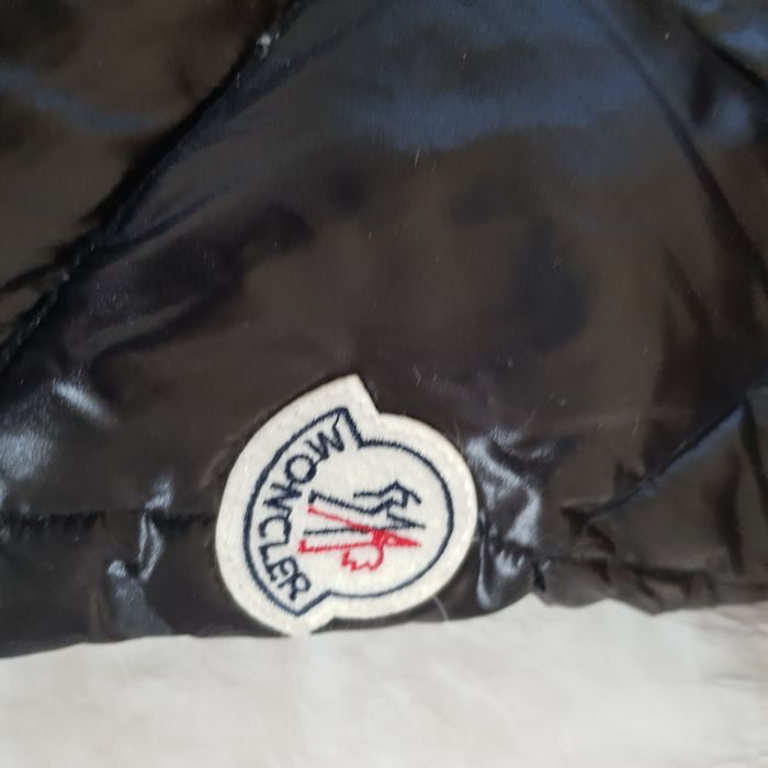 Geaca M o n c l e r  nr 3